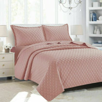 Dusky pink best sale quilted bedspread